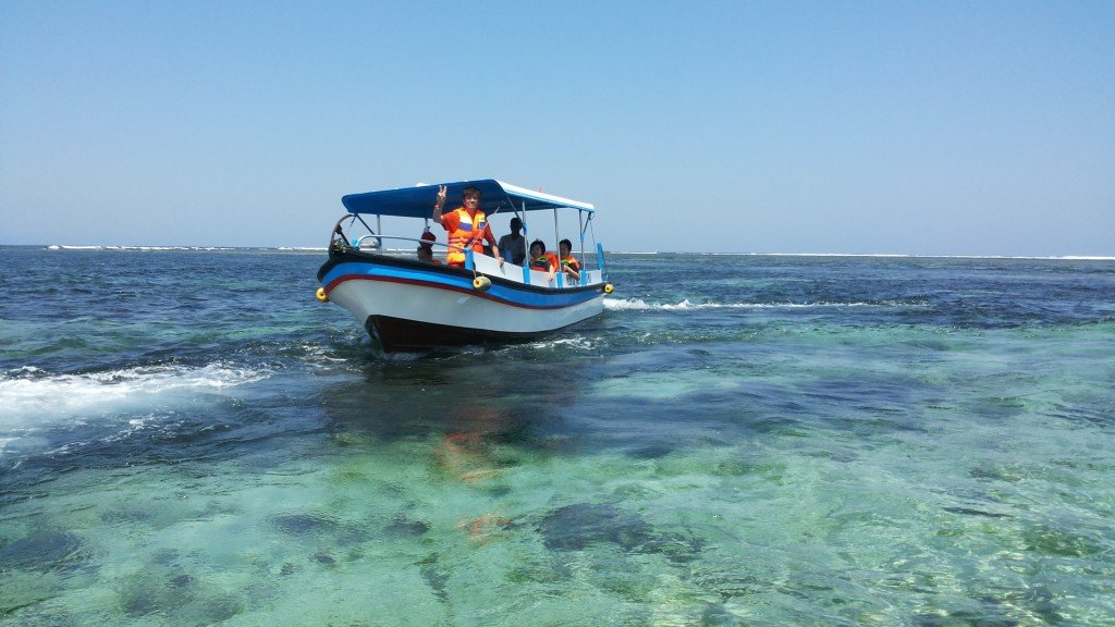 Bali Turtle island tour with Guests from Singapore - Mari Bali Tours 