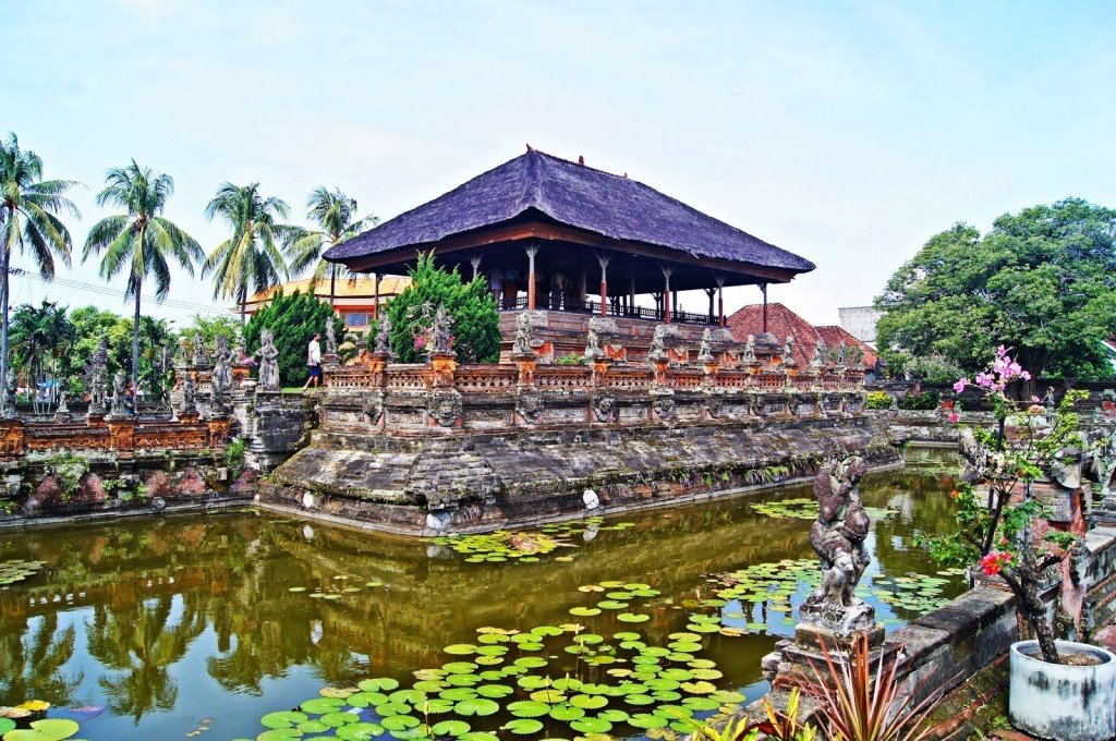 Kerta Gosa in Klungkung town, oldest justice court in Bali Island - Mari Bali Tours 