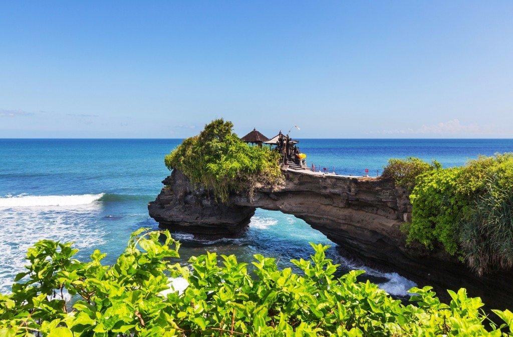 Pura Batu Bolong at beautiful stunning looks in tanah Lot temple area, Tabanan regency, Bali island, Indonesia - Mari Bali Tours (42)